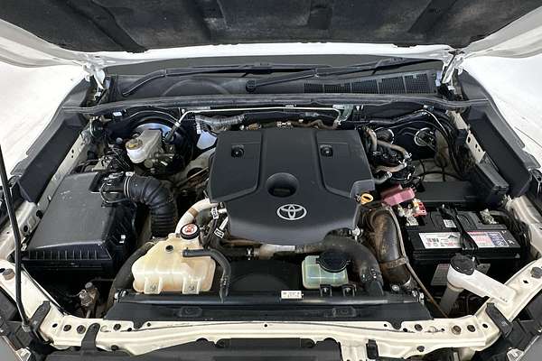 2021 Toyota Hilux SR GUN126R 4X4