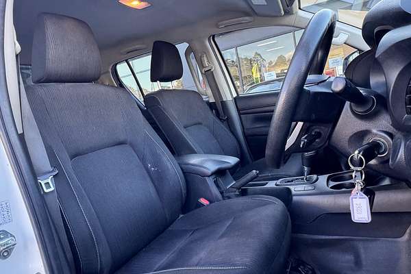 2021 Toyota Hilux SR GUN126R 4X4