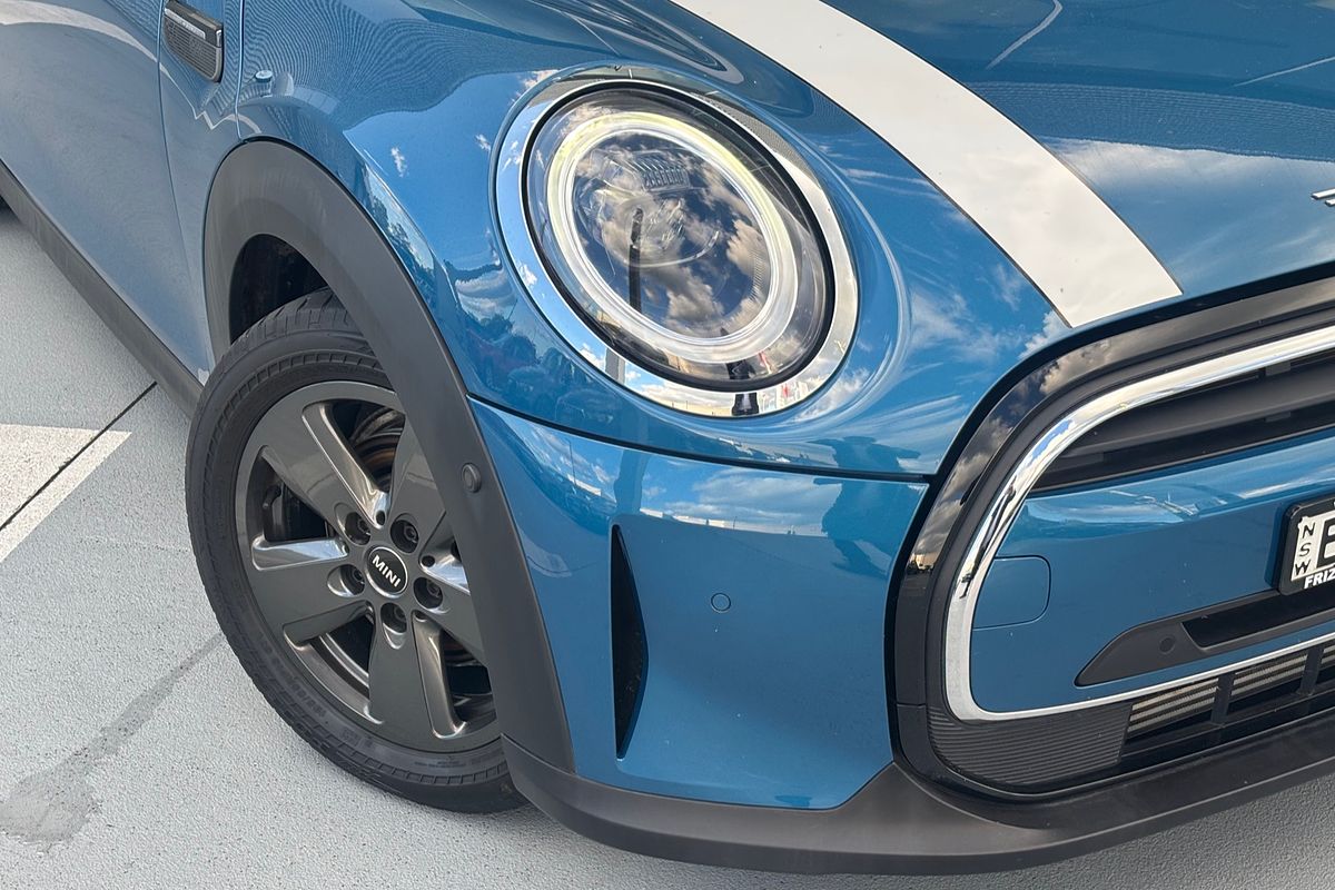 2022 MINI Hatch Cooper Classic F55 LCI-2