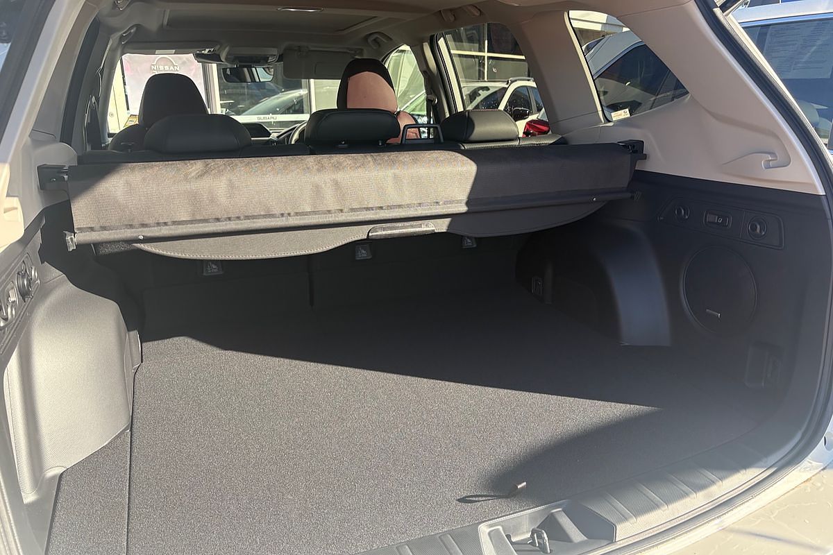 2025 Subaru Forester STI Sport S5