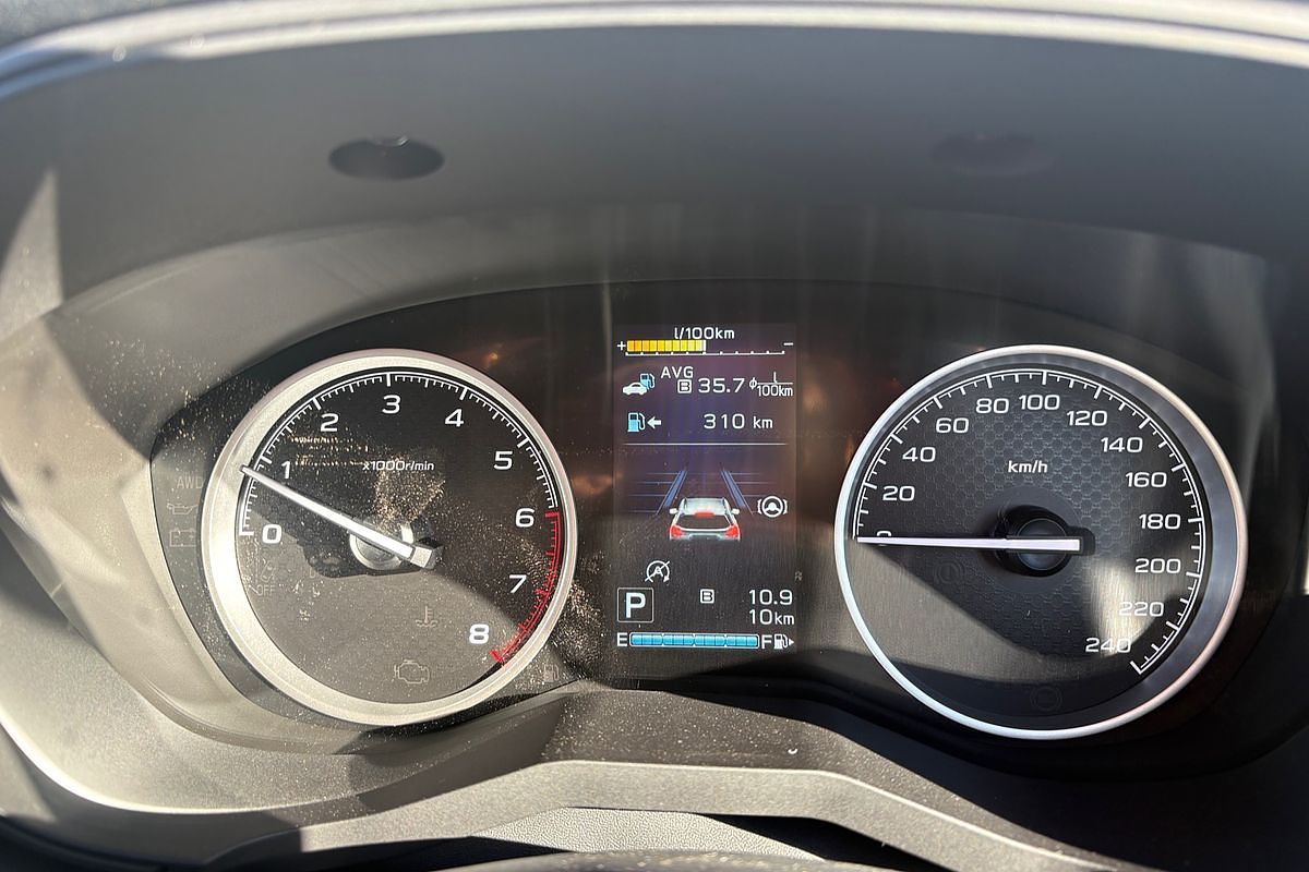 2025 Subaru Forester 2.5i Luxury Special Edition S5