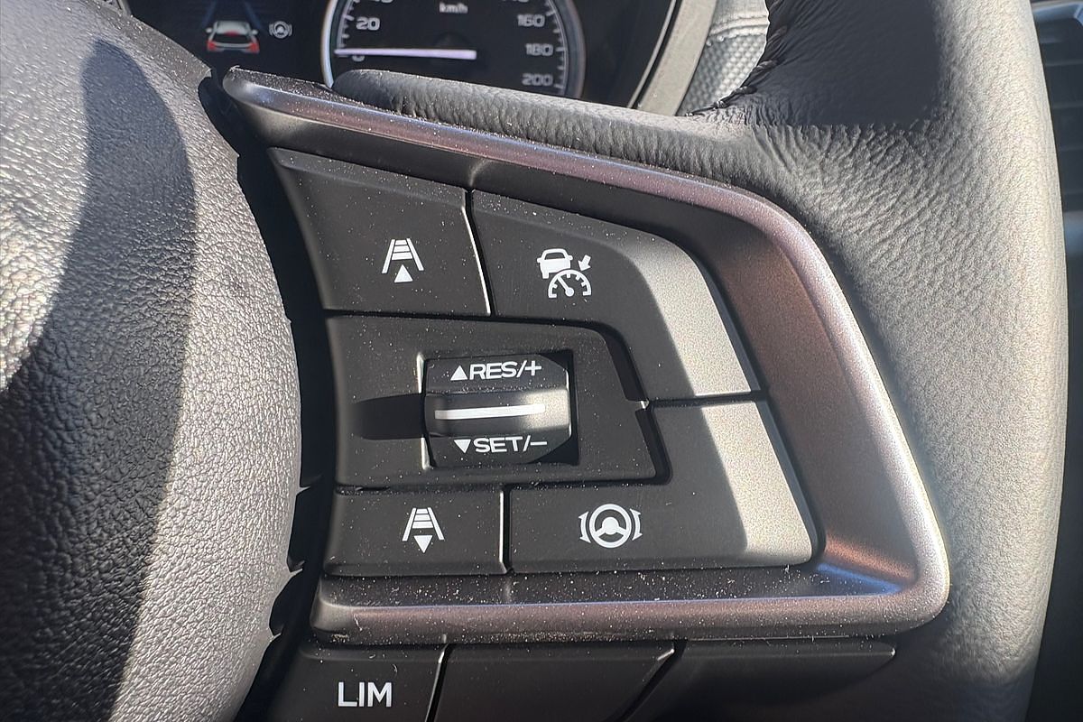 2025 Subaru Forester 2.5i Luxury Special Edition S5