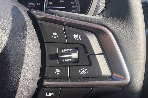 2025 Subaru Forester 2.5i Luxury Special Edition S5