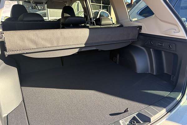 2025 Subaru Forester 2.5i Luxury Special Edition S5
