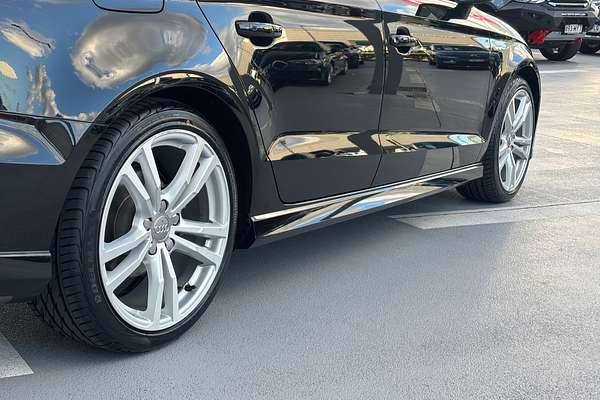 2019 Audi A3 40 TFSI S line plus 8V