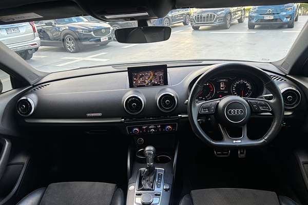 2019 Audi A3 40 TFSI S line plus 8V