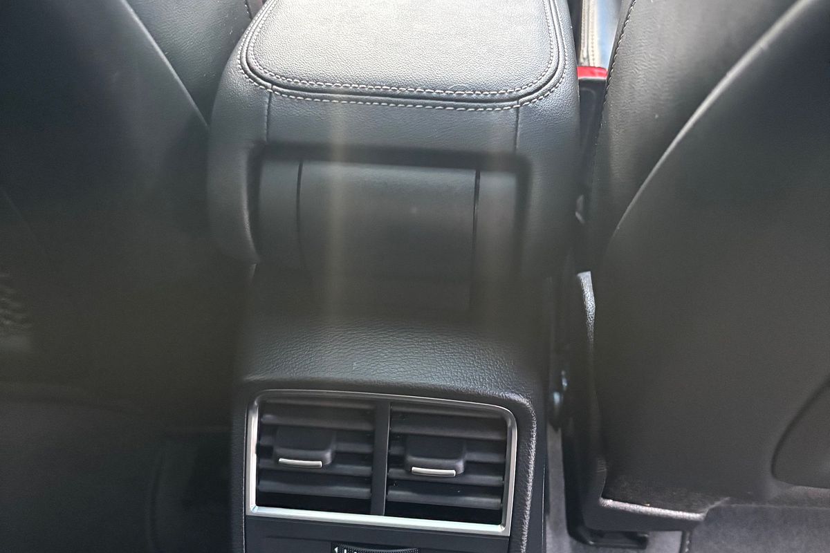 2019 Audi A3 40 TFSI S line plus 8V