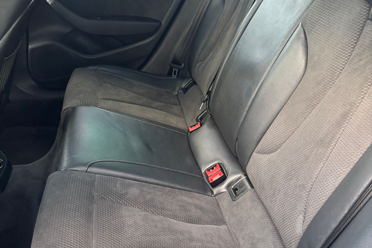 2019 Audi A3 40 TFSI S line plus 8V