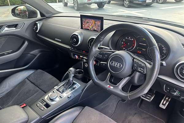 2019 Audi A3 40 TFSI S line plus 8V