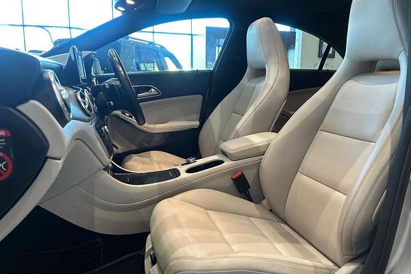 2013 Mercedes-Benz CLA-Class CLA200 C117