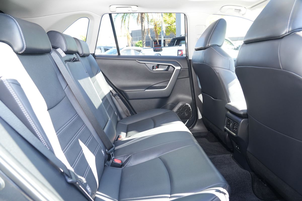 2022 Toyota RAV4 Cruiser AXAH54R
