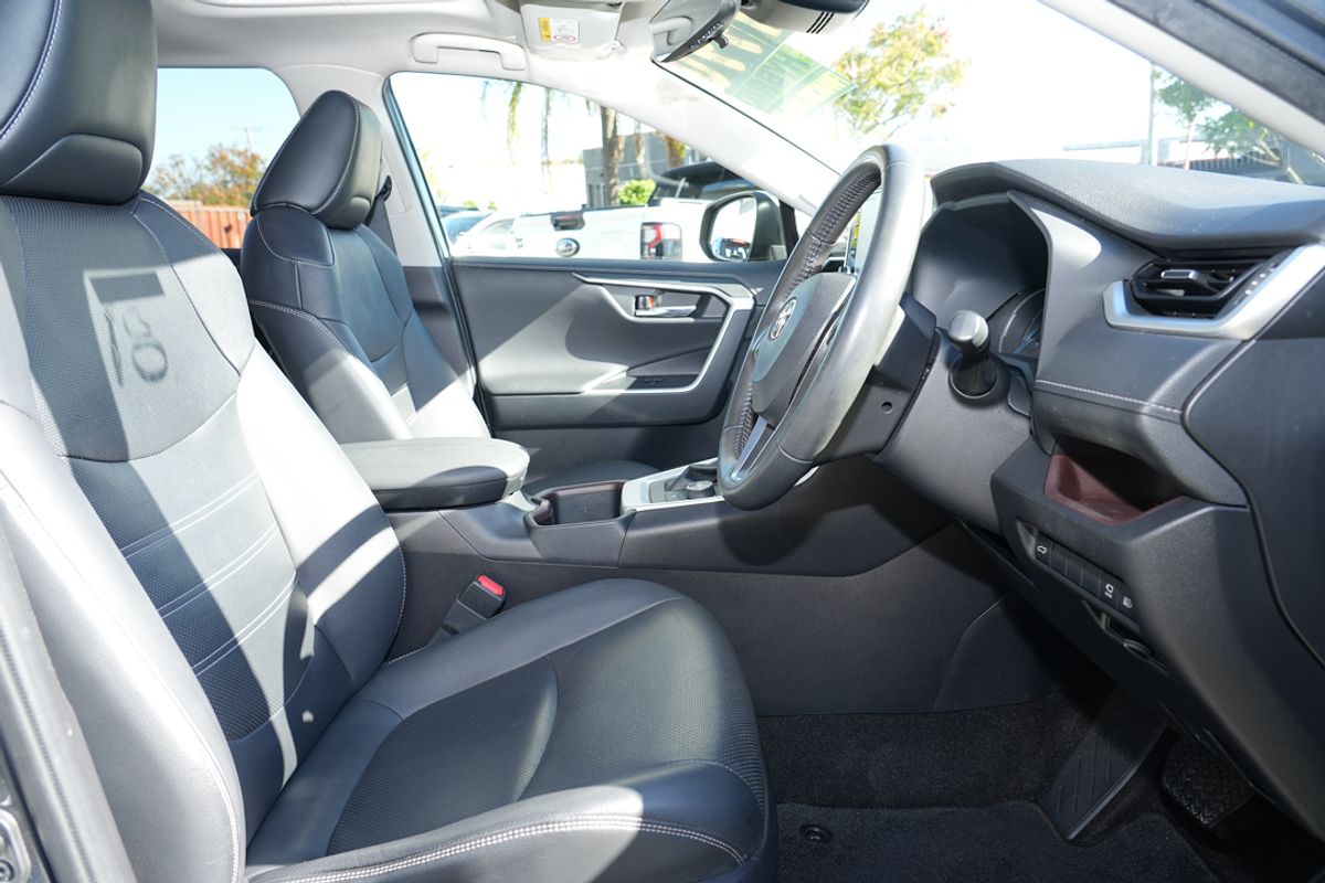2022 Toyota RAV4 Cruiser AXAH54R