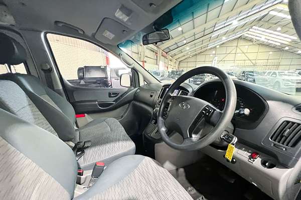 2017 Hyundai iLoad TQ3-V Series II