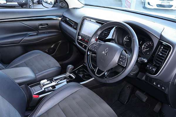 2020 Mitsubishi Outlander LS ZL