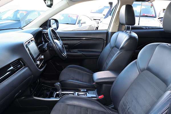 2020 Mitsubishi Outlander LS ZL