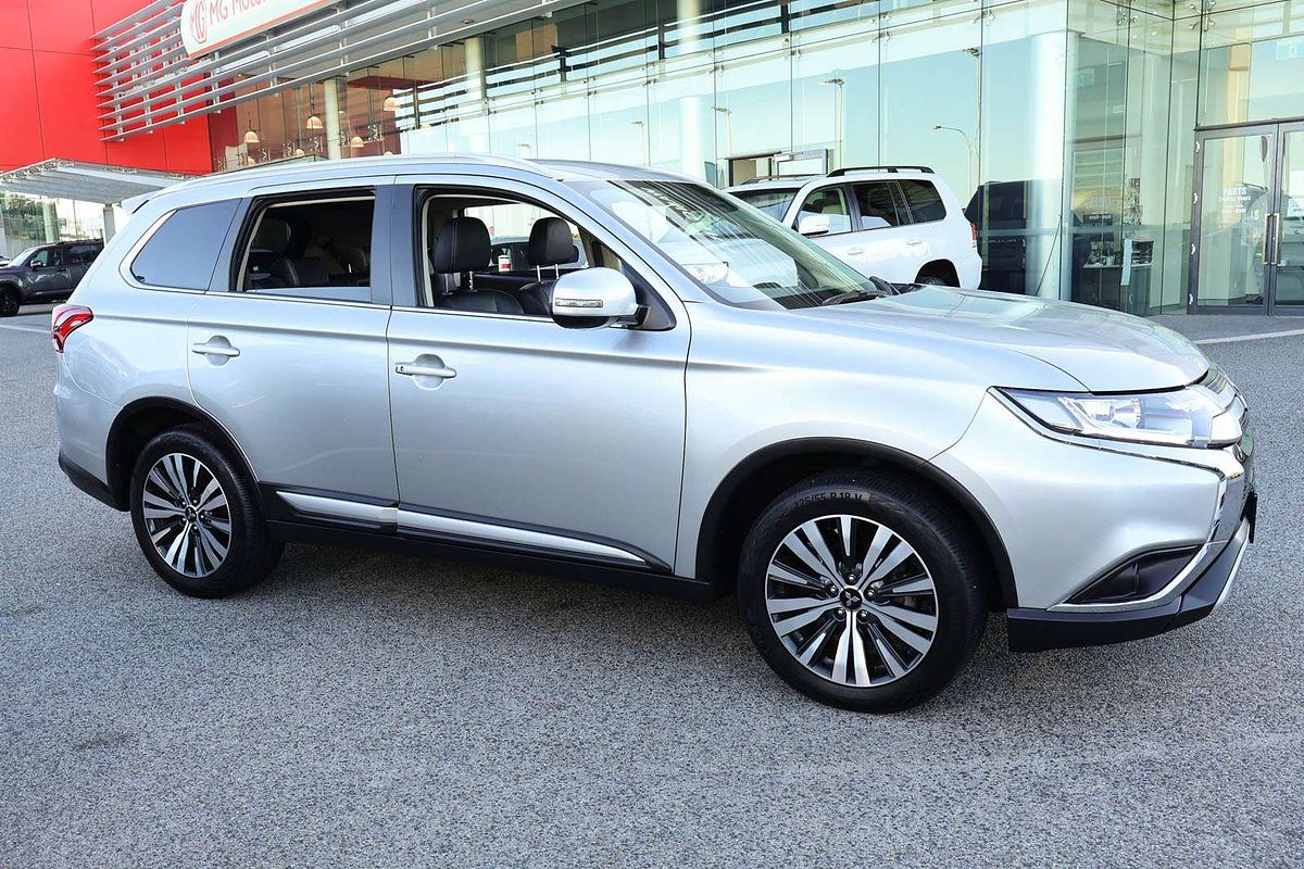 2020 Mitsubishi Outlander LS ZL
