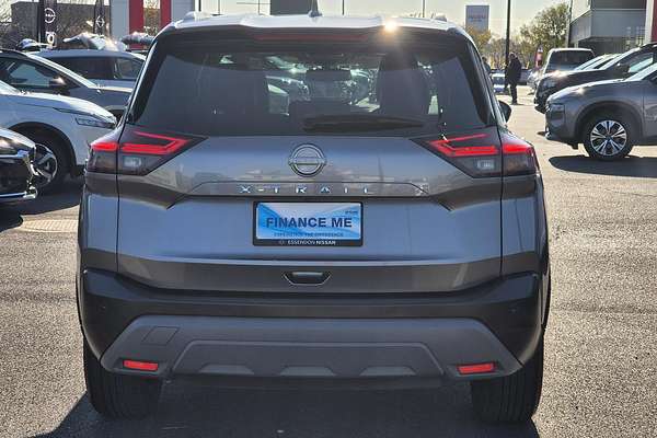 2022 Nissan X-TRAIL ST-L T33