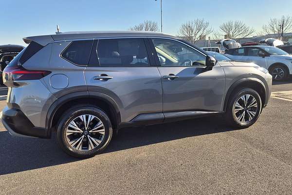 2022 Nissan X-TRAIL ST-L T33