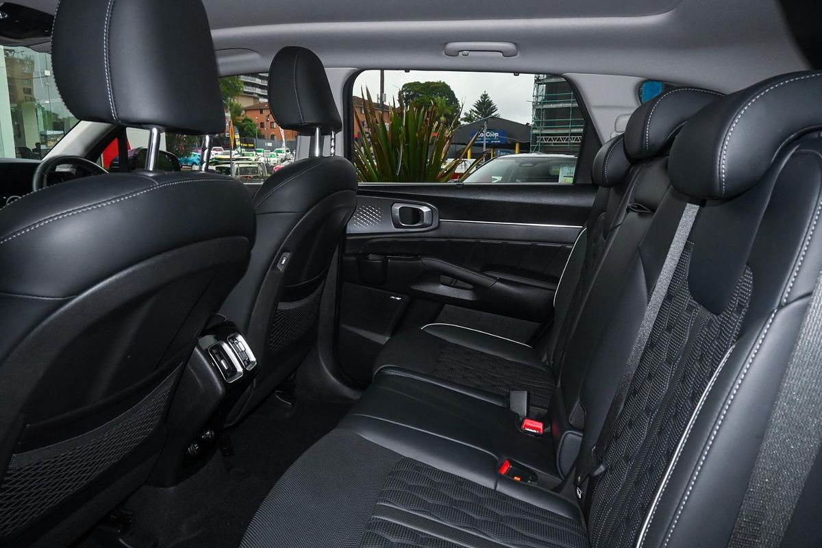 2021 Kia Sorento GT-Line MQ4