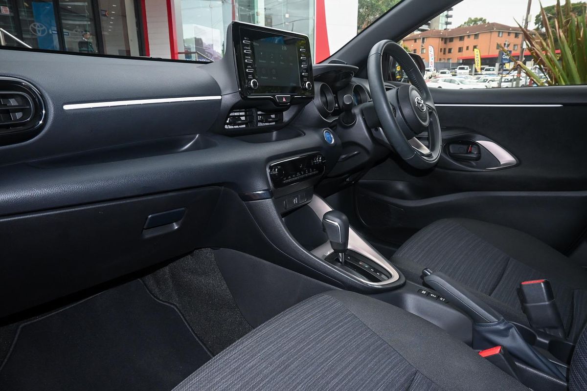 2023 Toyota Yaris SX Hybrid MXPH10R