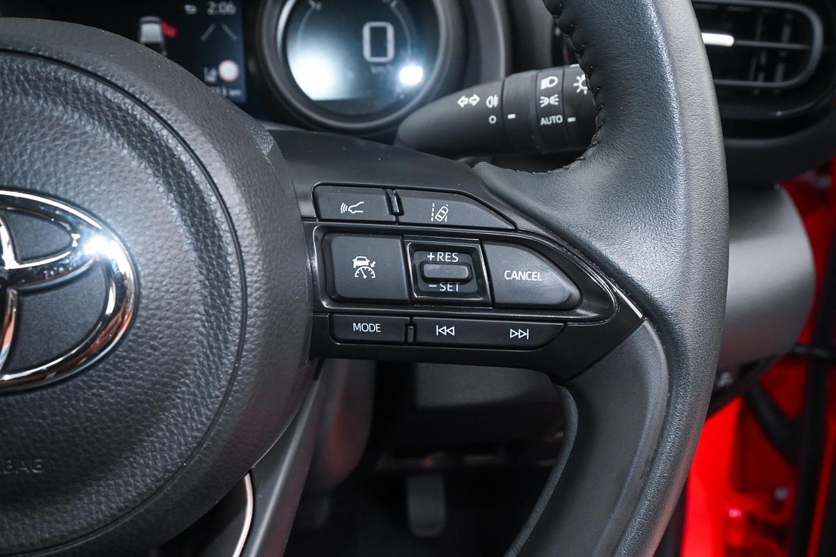 2023 Toyota Yaris SX Hybrid MXPH10R