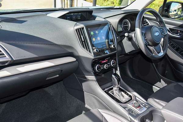 2024 Subaru Forester 2.5i Luxury Special Edition S5