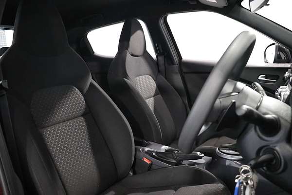 2023 Nissan JUKE ST F16