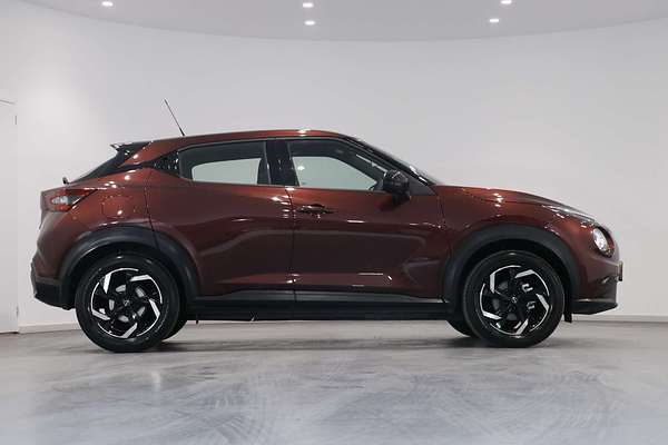 2023 Nissan JUKE ST F16
