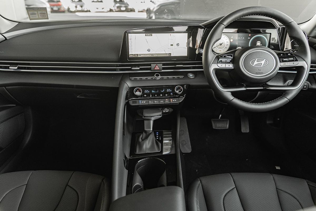 2025 Hyundai i30 Premium CN7.V2