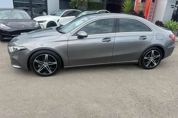 2019 Mercedes-Benz A-Class A200 V177