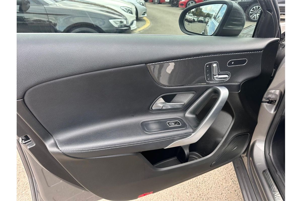 2019 Mercedes-Benz A-Class A200 V177