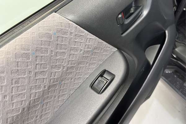 2007 Toyota Hiace Super GL 4WD TRH216