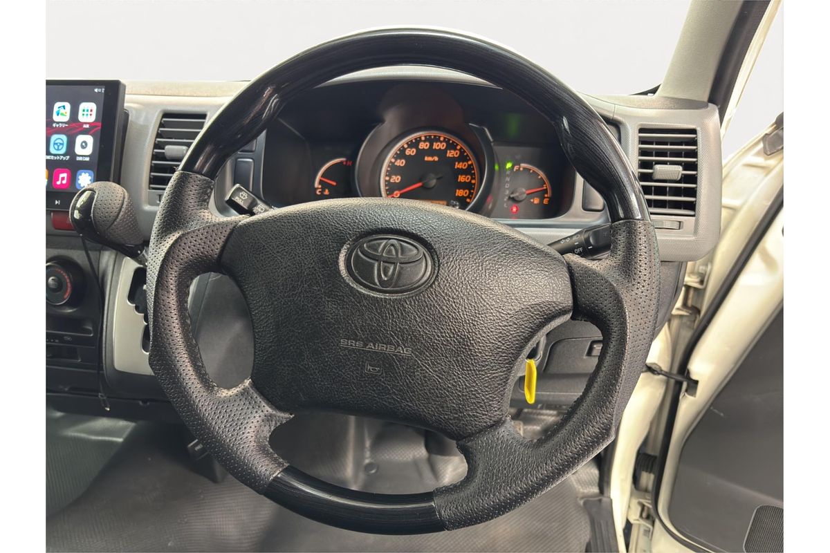 2011 Toyota Hiace DX Wide 4WD TRH226