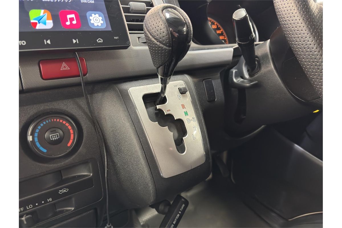 2011 Toyota Hiace DX Wide 4WD TRH226