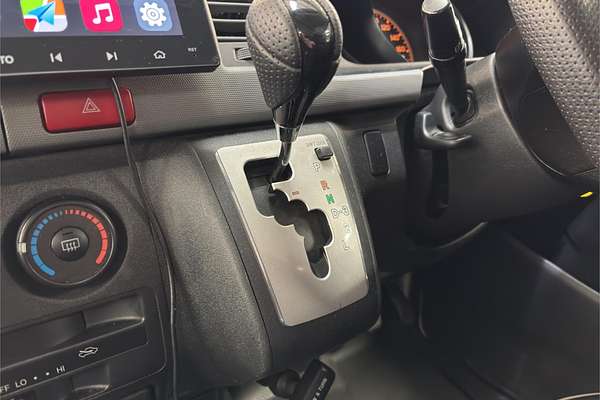 2011 Toyota Hiace DX Wide 4WD TRH226
