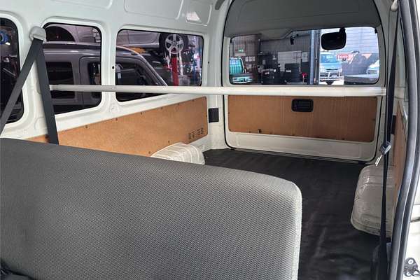 2011 Toyota Hiace DX Wide 4WD TRH226