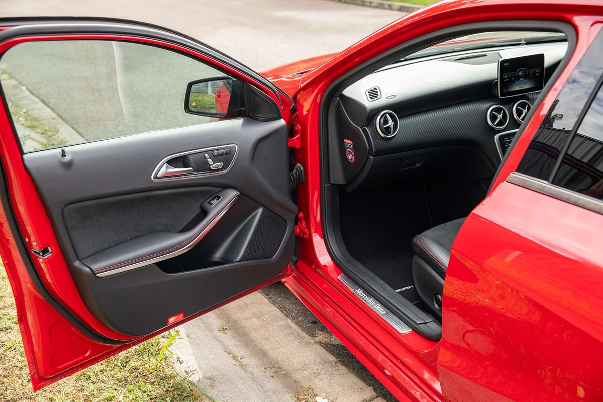 2016 Mercedes-Benz A-Class A200 W176