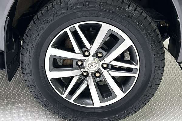 2019 Toyota Hilux SR5 GUN126R 4X4