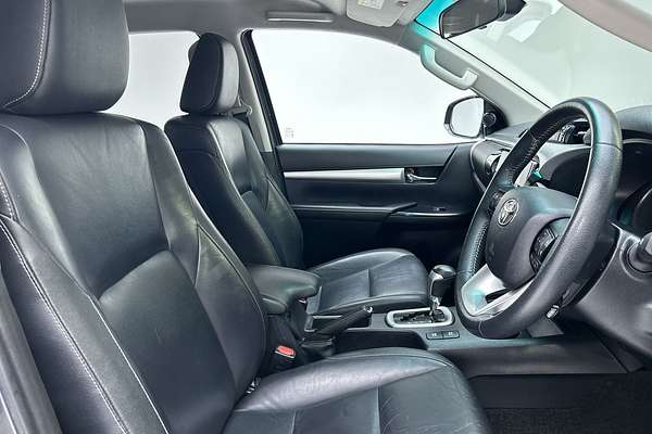 2019 Toyota Hilux SR5 GUN126R 4X4