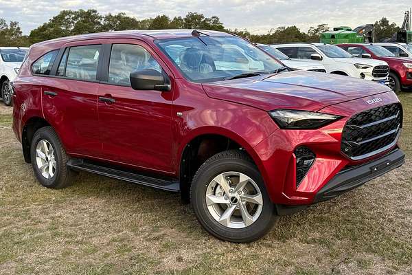 2025 Isuzu MU-X LS-M