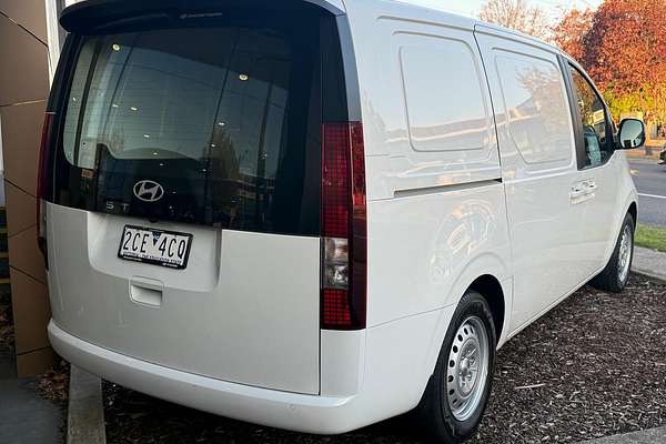 2024 Hyundai STARIA LOAD US4.V3