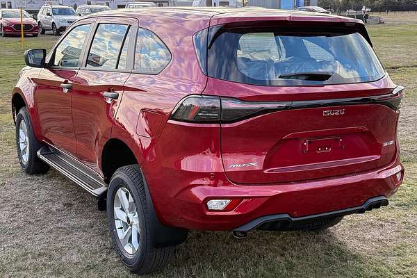 2025 Isuzu MU-X LS-M