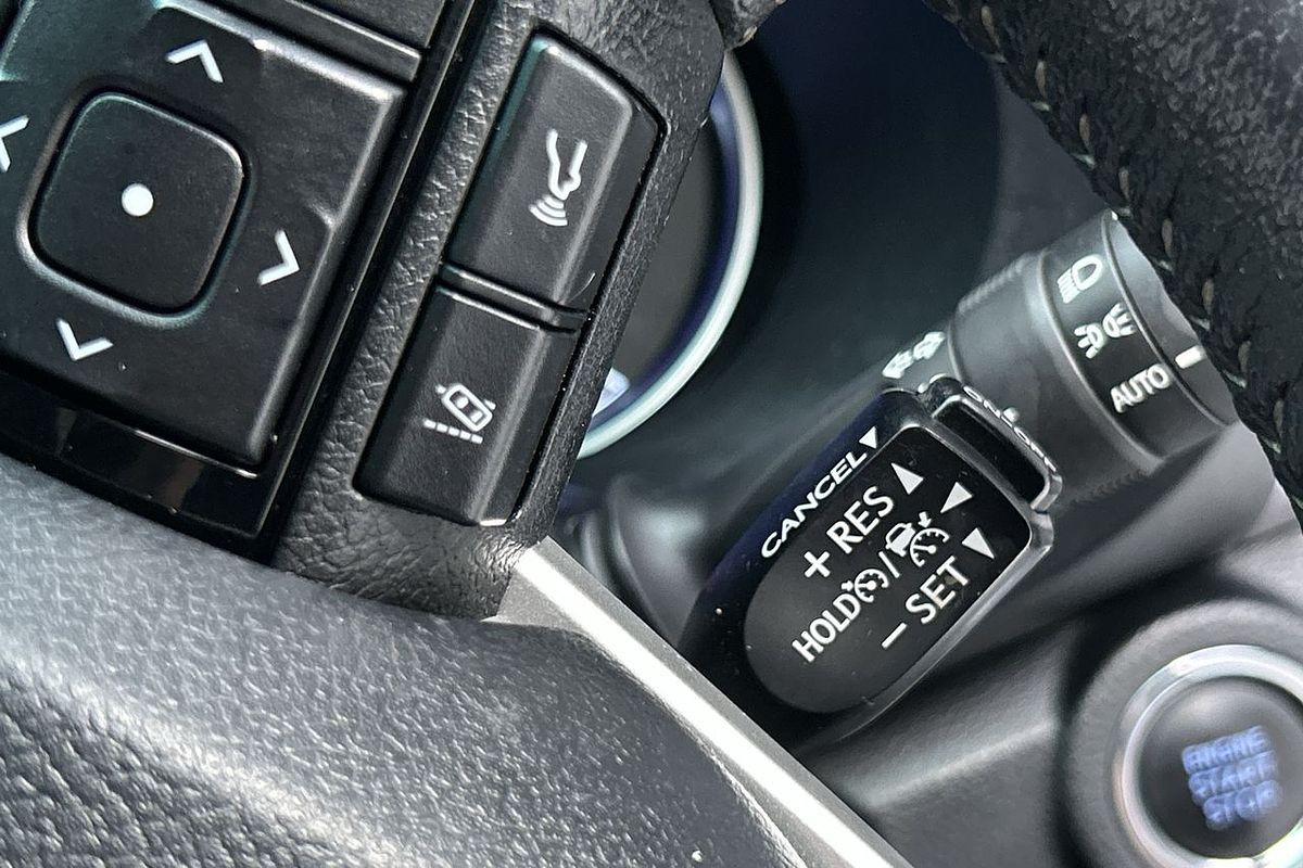 2019 Toyota Hilux SR5 GUN126R 4X4