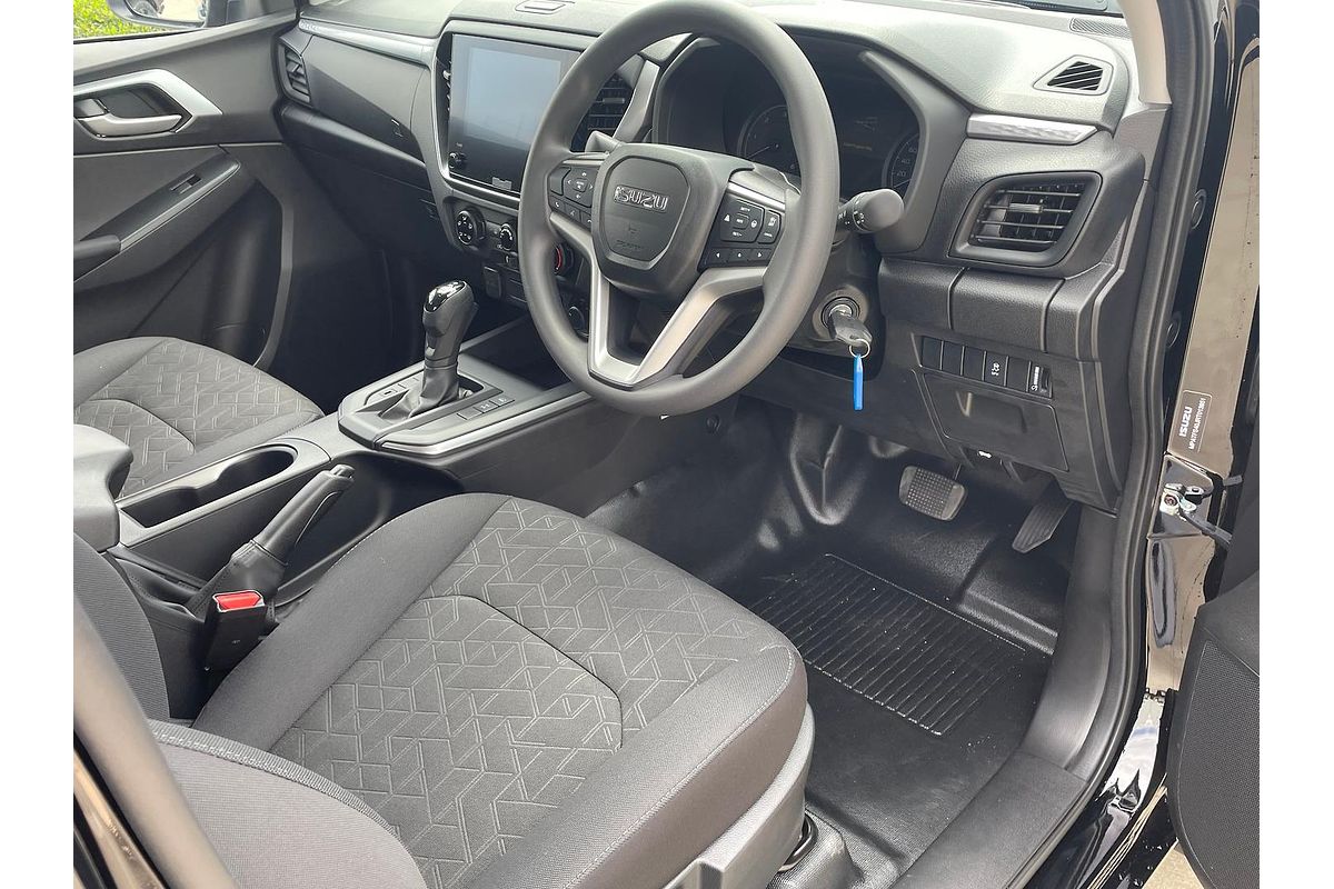 2025 Isuzu MU-X LS-M