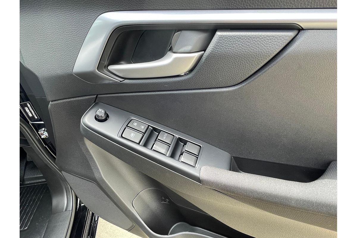 2025 Isuzu MU-X LS-M