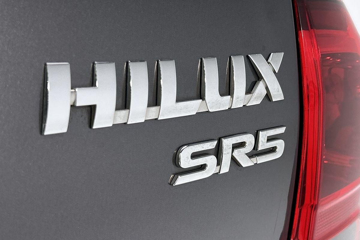 2019 Toyota Hilux SR5 GUN126R 4X4
