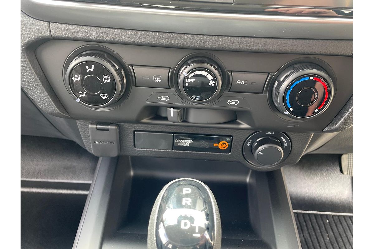2025 Isuzu MU-X LS-M