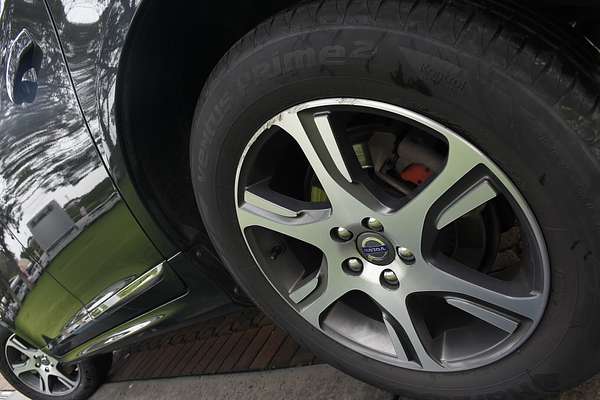 2015 Volvo XC60 D4 Kinetic