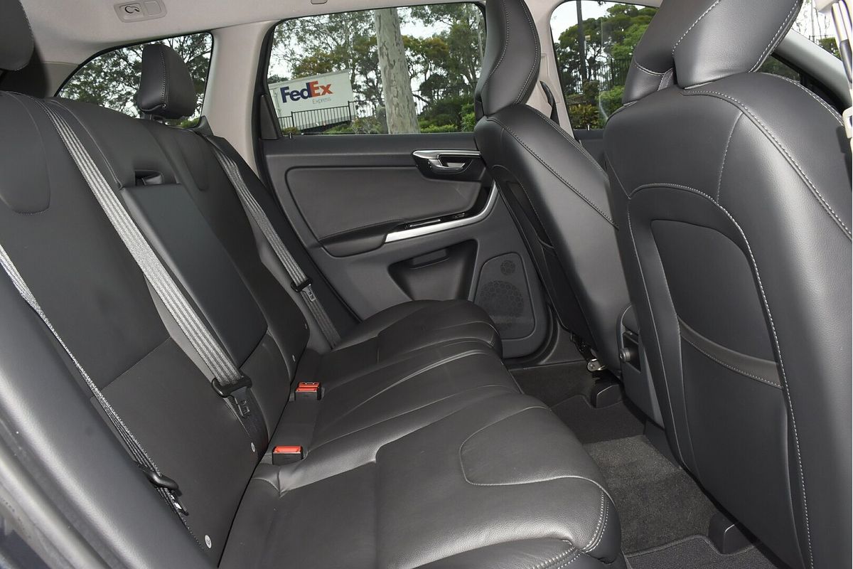 2015 Volvo XC60 D4 Kinetic