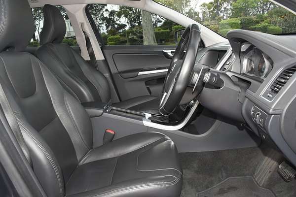 2015 Volvo XC60 D4 Kinetic